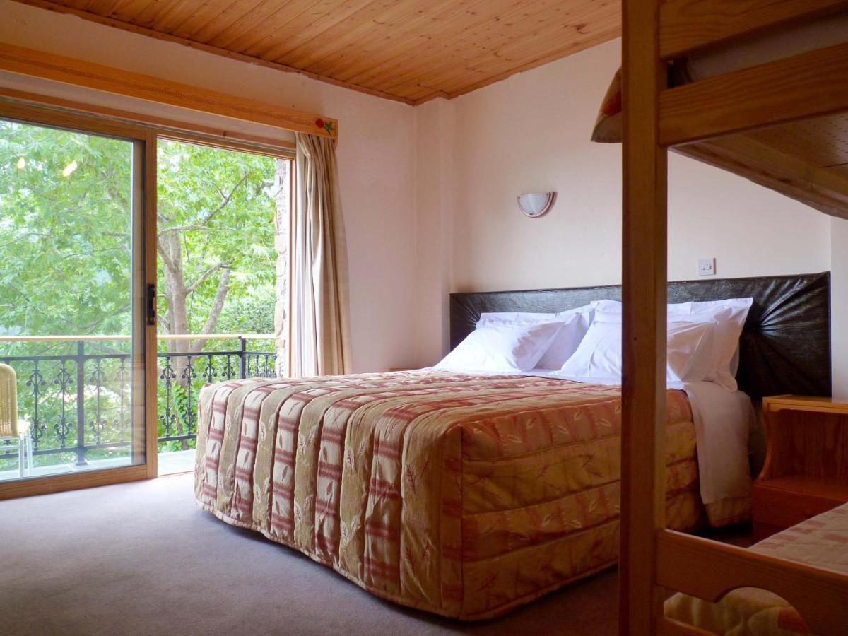 Mountain Rose Garden Hotel&Restaurant Pedhoulas Exterior foto