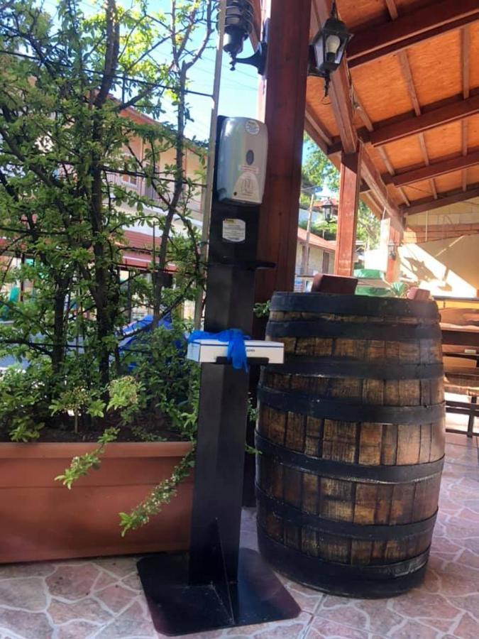 Mountain Rose Garden Hotel&Restaurant Pedhoulas Exterior foto